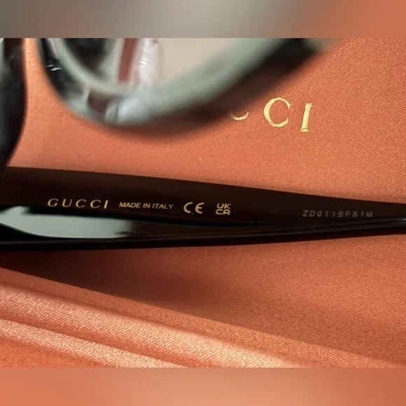 Authentic Gucci Black Sunglasses - Picture 8 of 9